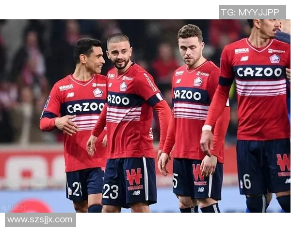 巴黎圣曼与里昂激战正酣谁能在法甲赛场上笑到最后