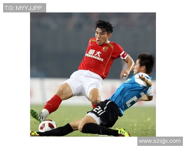 广州恒大与重庆精彩对决全场录像回放及精彩瞬间分析